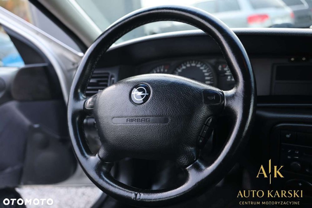 Opel Vectra - 25