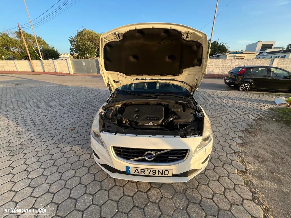 Volvo V60 D2 Edition — fotografia 38