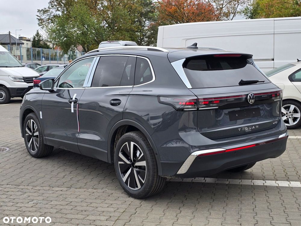 Volkswagen Tiguan 1.5 eTSI Elegance DSG - 15