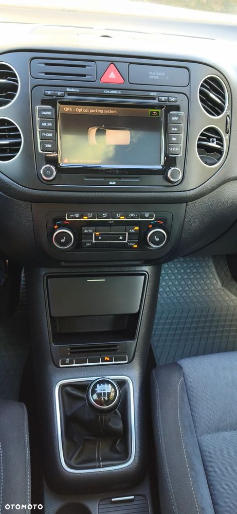 Volkswagen Golf Plus 1.6 TDI Highline - 27
