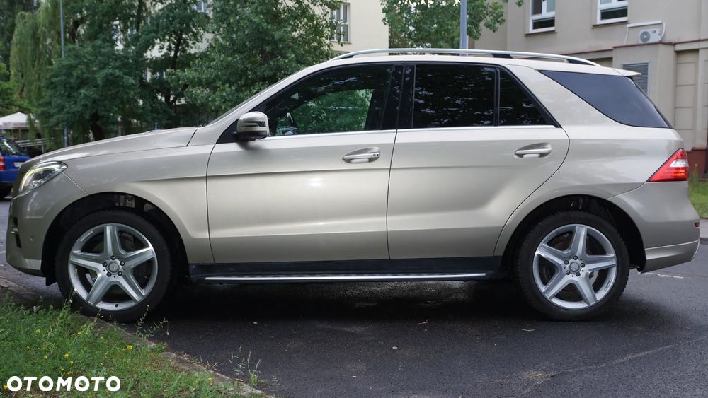 Mercedes-Benz ML - 4