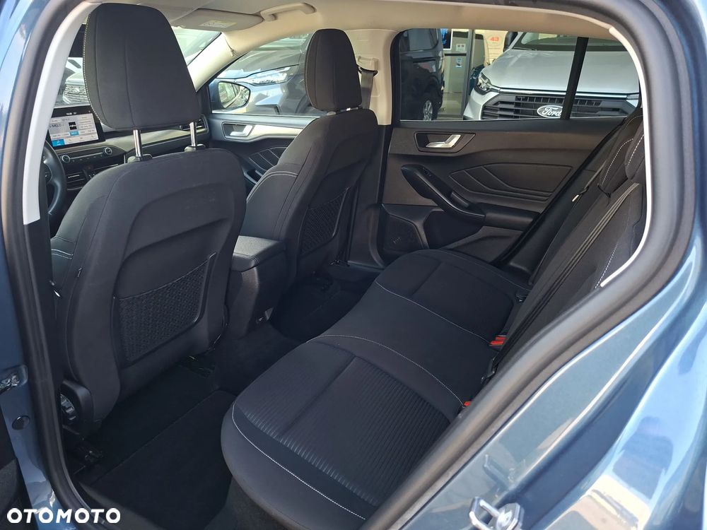 Ford Focus 1.0 EcoBoost Titanium - 30