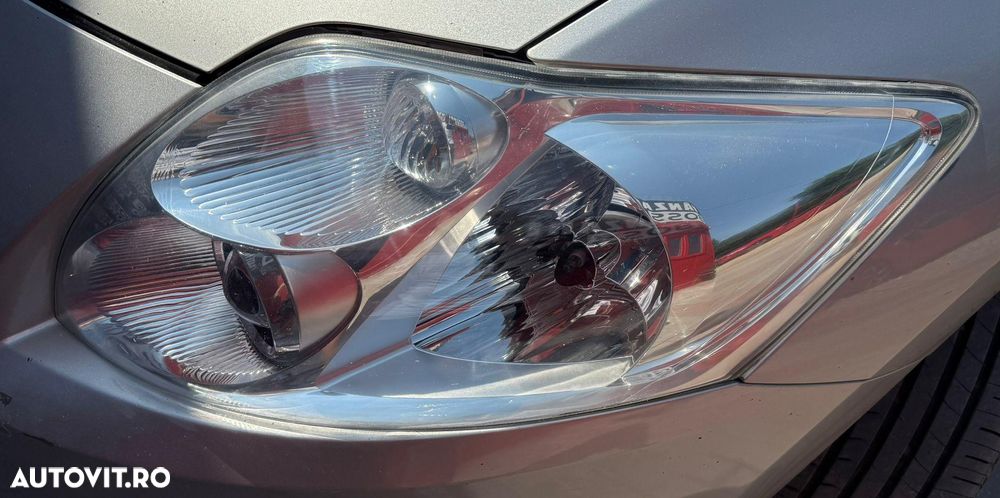 Toyota Auris 2.0 D-4D - 6