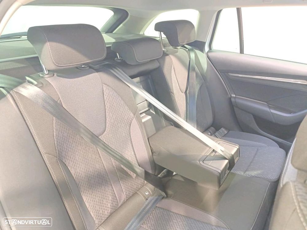 Skoda Octavia Break 2.0 TDI Style - 9
