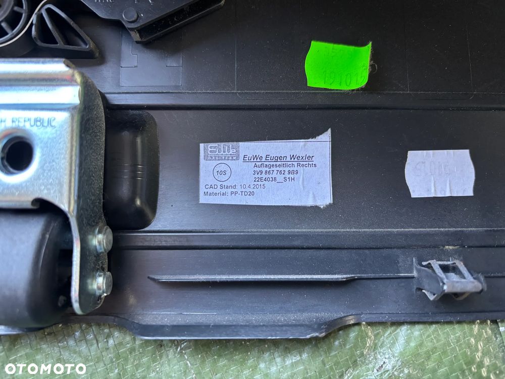 Skoda Superb III 3 prowadnica rolety bagażnka prawa lewa 3V9867761 3V9867762 - 8