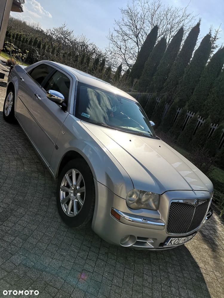 Chrysler 300C - 14