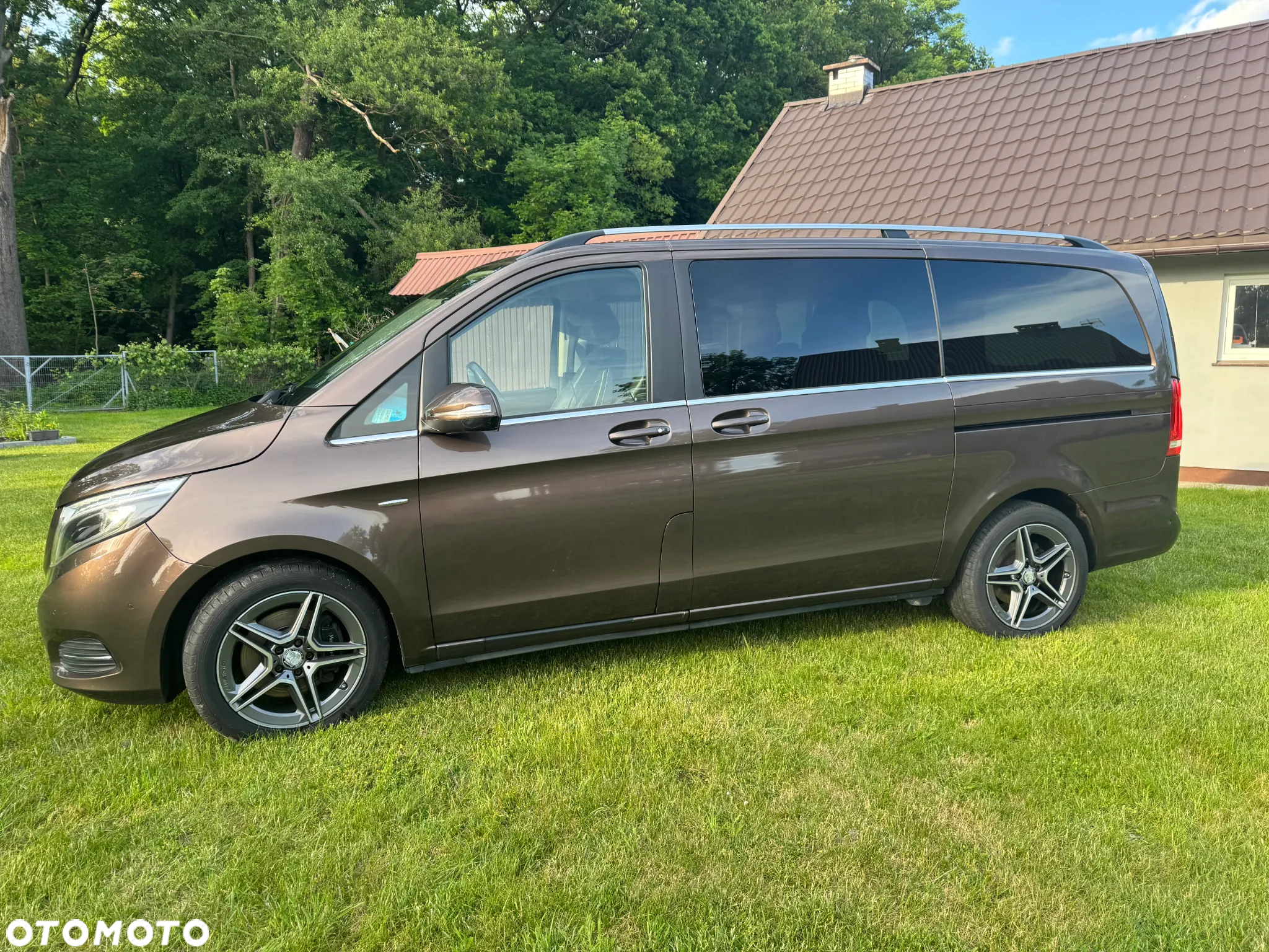 Mercedes-Benz Klasa V 250 (BlueTEC) d Avantgarde 7G-Tronic (d³ugi) - 2
