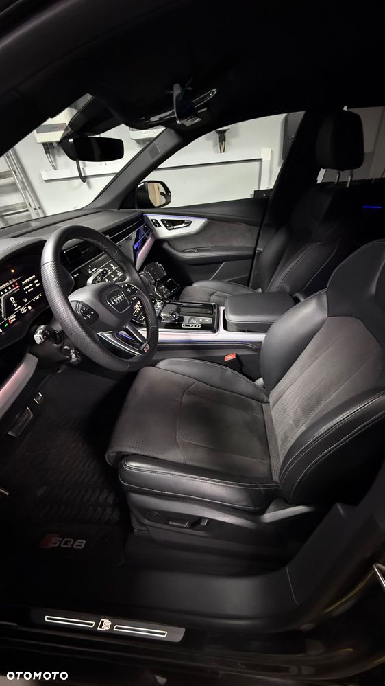 Audi SQ8 - 26