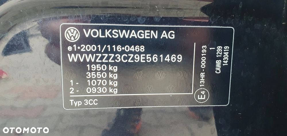 Volkswagen Passat CC - 18