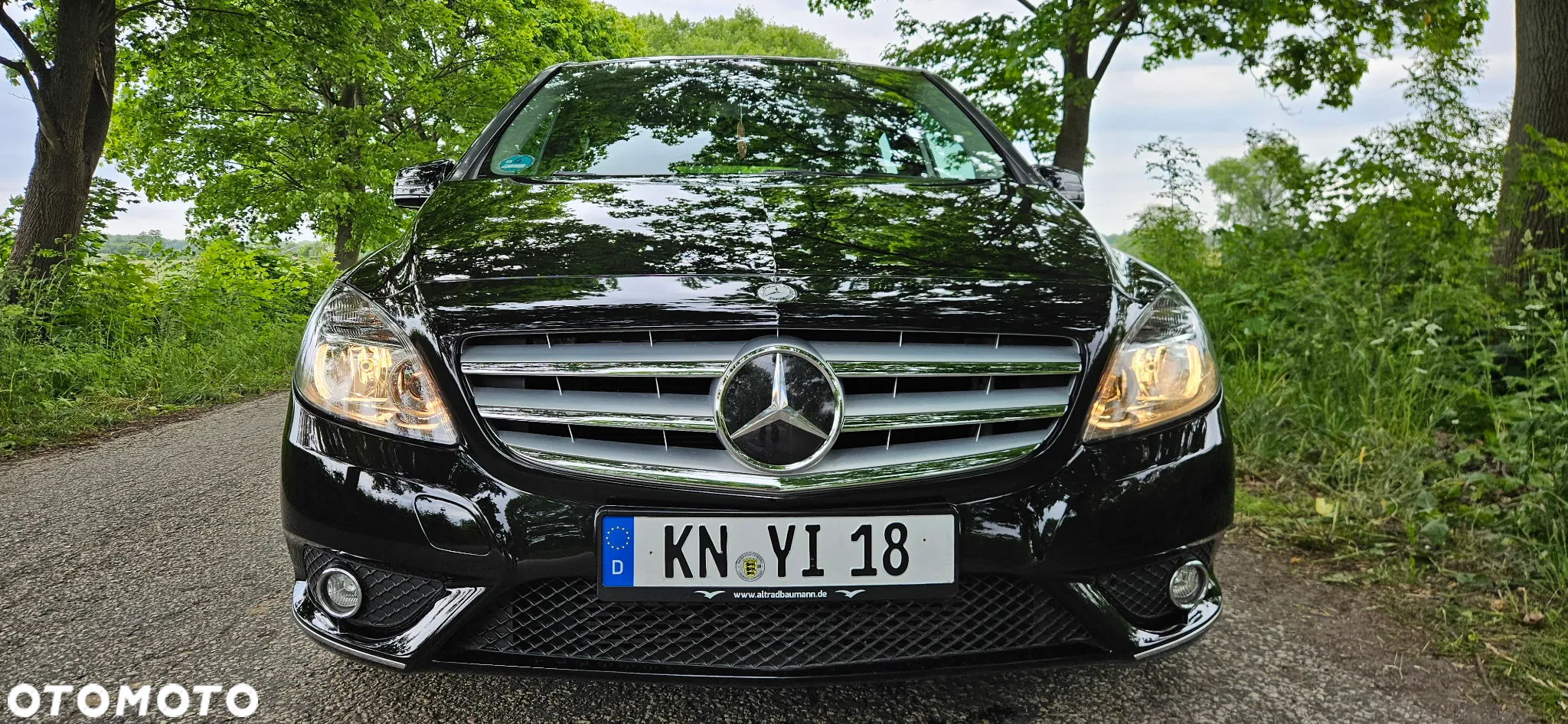 Mercedes-Benz Klasa B 180 - 3
