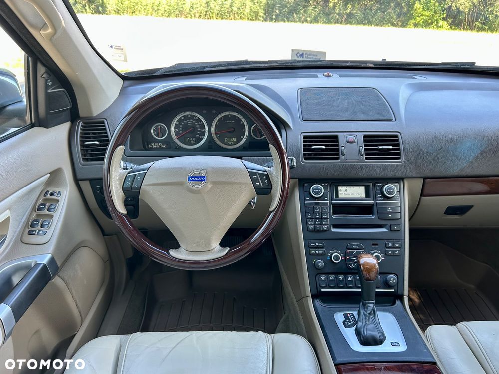 Volvo XC 90 3.2 AWD Executive - 31