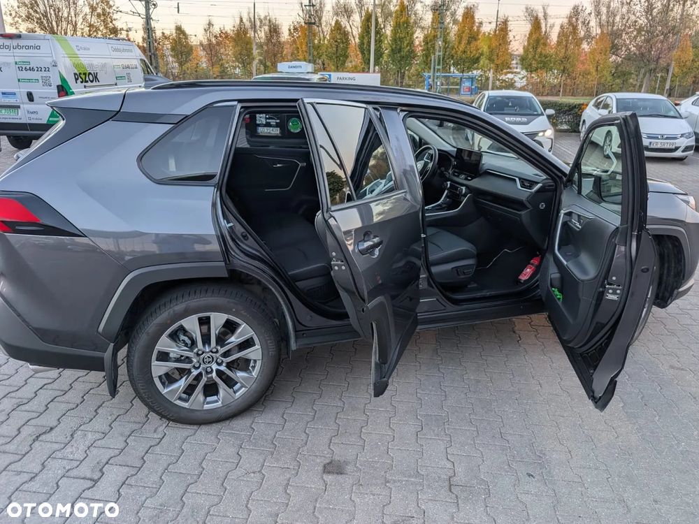 Toyota RAV4 - 15