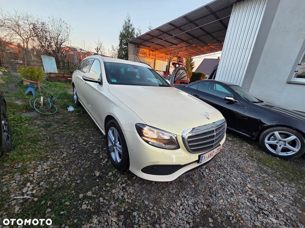 Mercedes-Benz Klasa E - 1