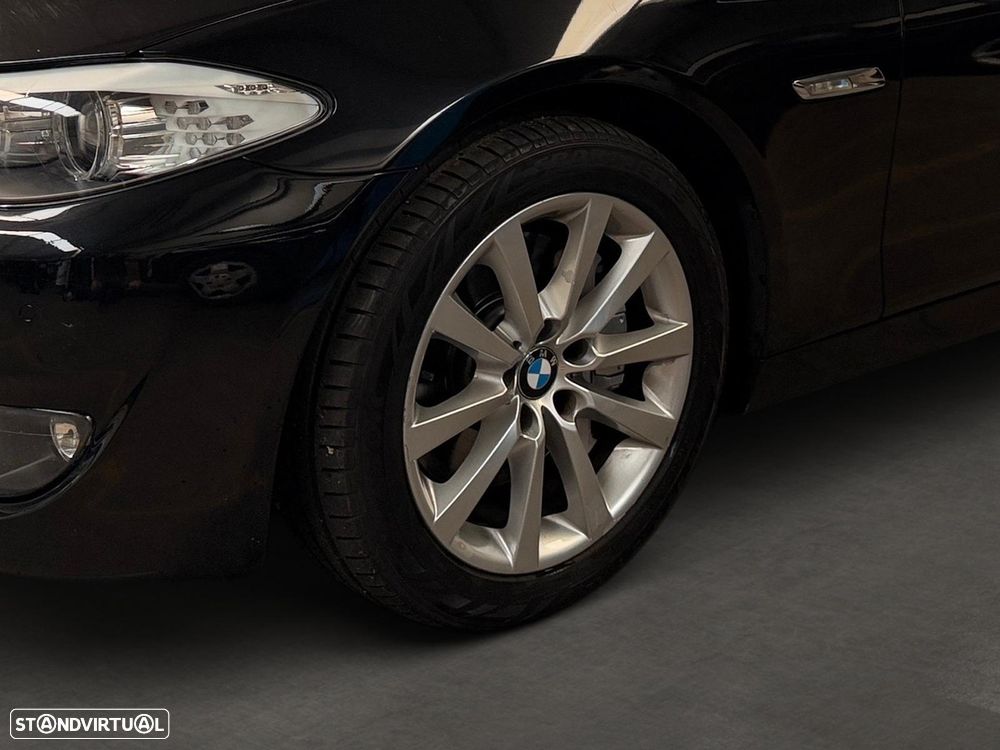 BMW 535 d Line Luxury Auto - 6