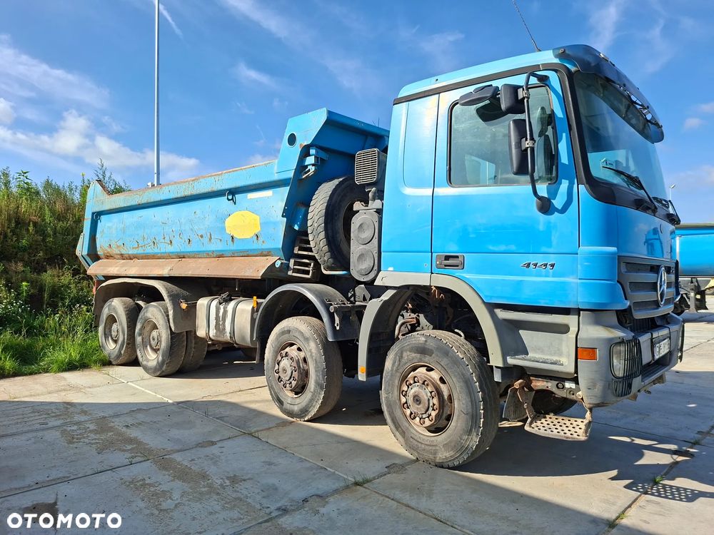 Mercedes-Benz Actros 4141AK - 4