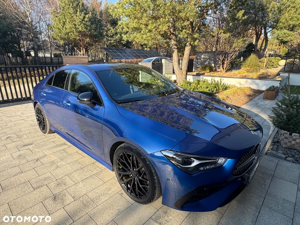 Mercedes-Benz CLA 200 d 8G-DCT AMG Line - 2