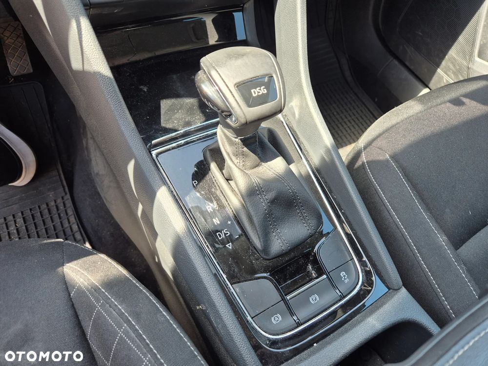 Skoda Karoq 1.5 TSI ACT 4x2 Style DSG - 9