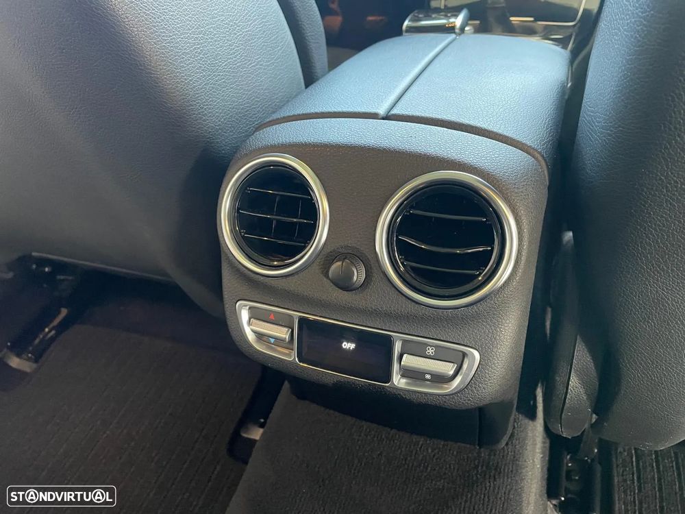 Mercedes-Benz C 220 d Avantgarde - 40