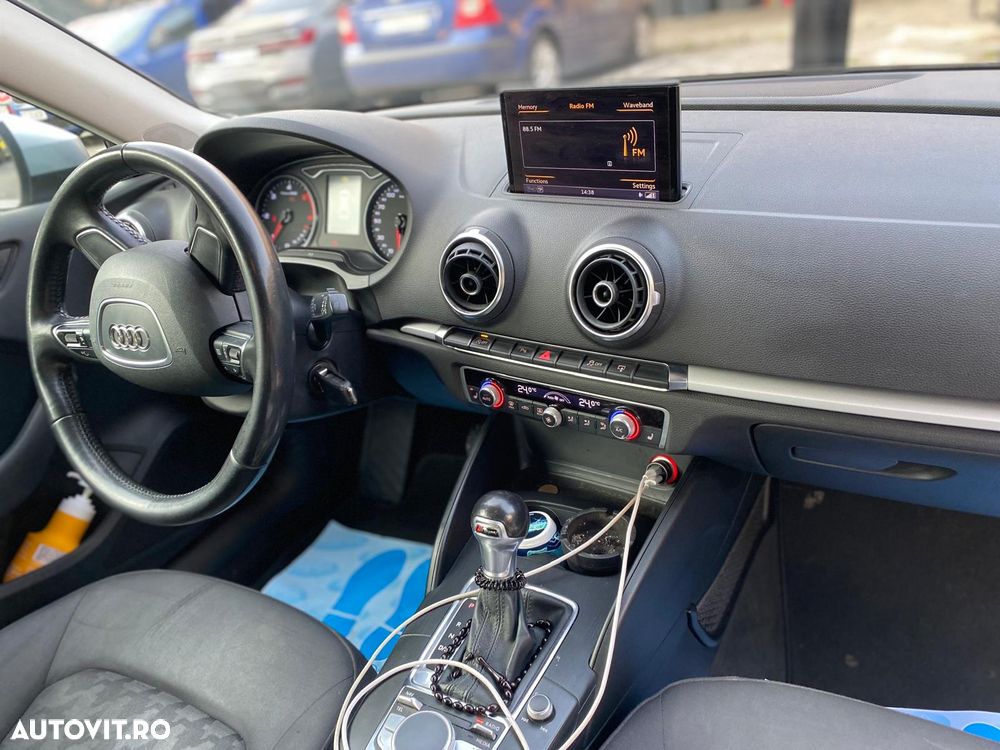 Audi A3 1.6 TDI Sportback S tronic design - 11