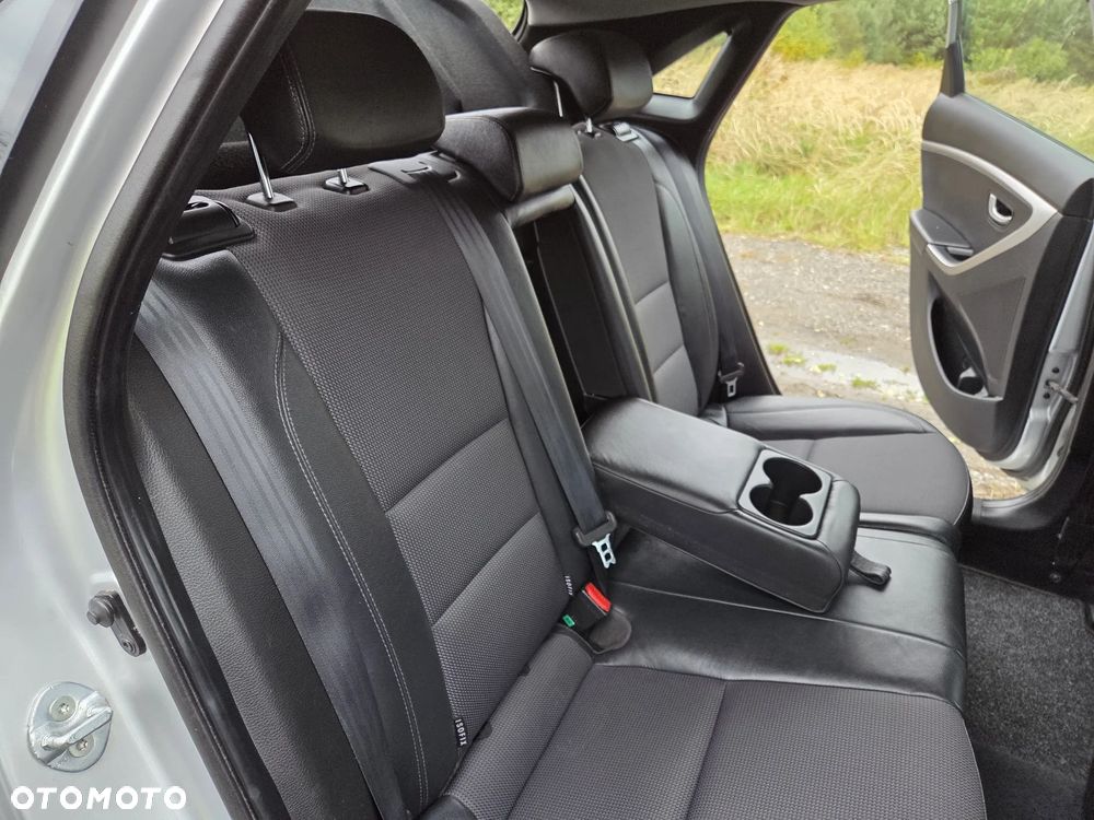 Hyundai i30 i30cw 1.4 Style - 24