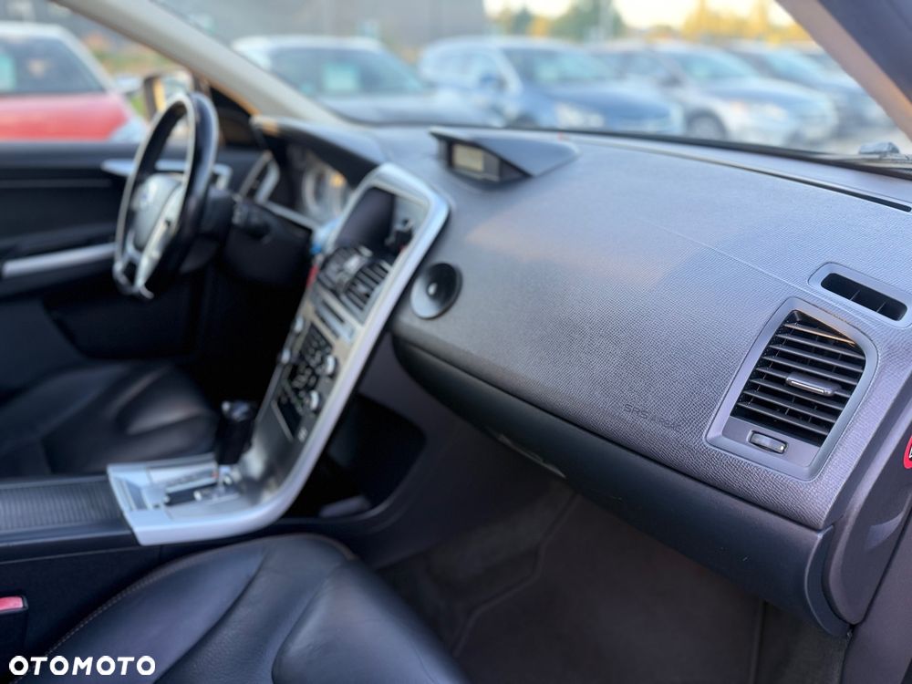 Volvo XC 60 D5 AWD Summum - 29