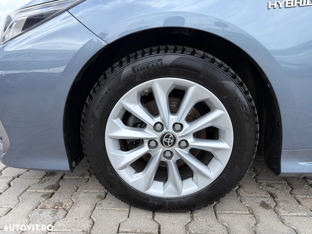 Toyota Corolla 1.8 HSD Dynamic - 10