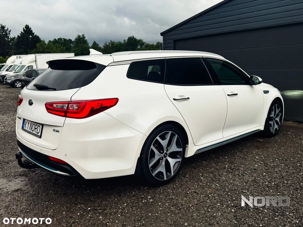 Kia Optima Plug-in Hybrid - 9