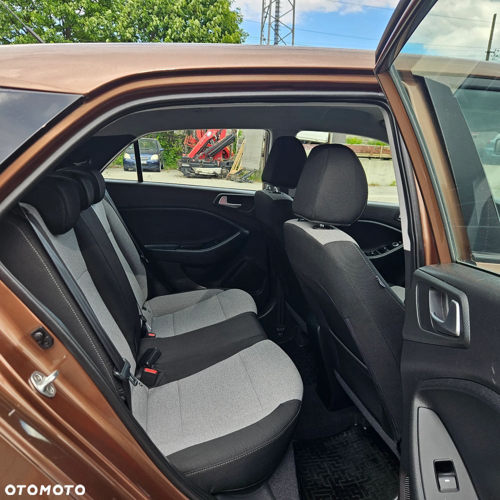 Hyundai i20 - 14