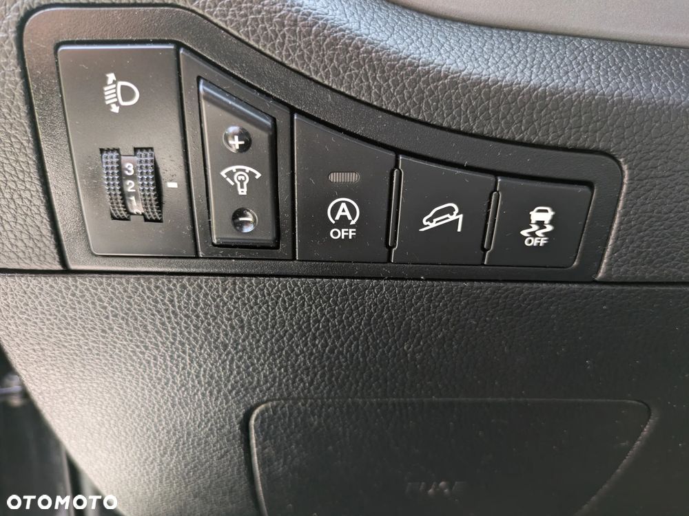 Kia Sportage 1.7 CRDI XL 2WD - 28