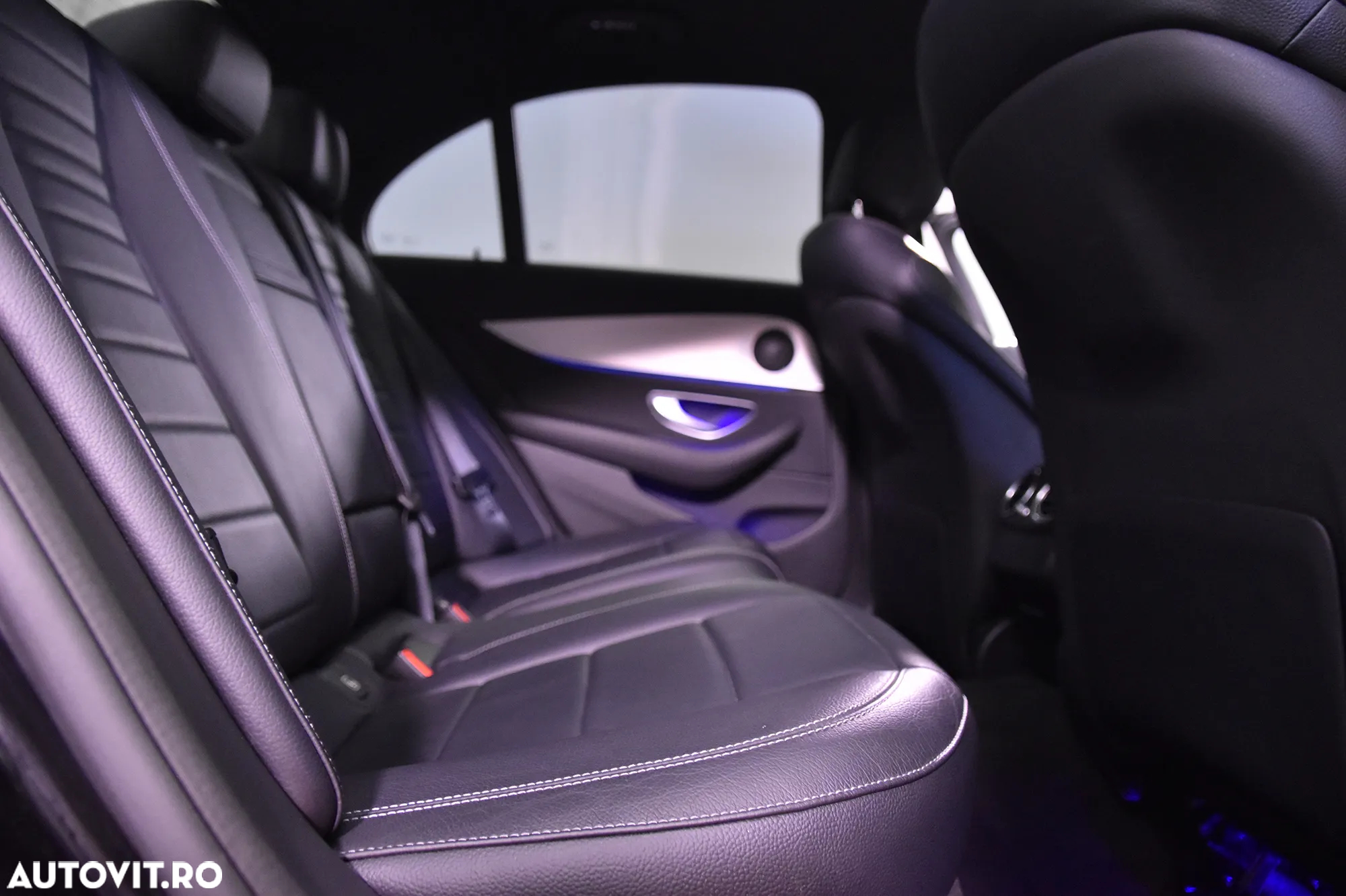 Mercedes-Benz E 200 Aut. - 12