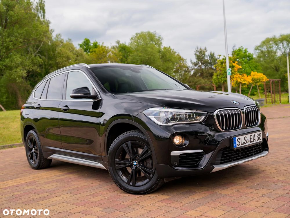 BMW X1 sDrive18d xLine sport - 18