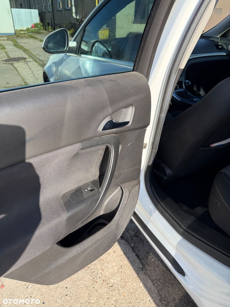 Opel Insignia 2.0 CDTI EcoFLEX S&S - 17
