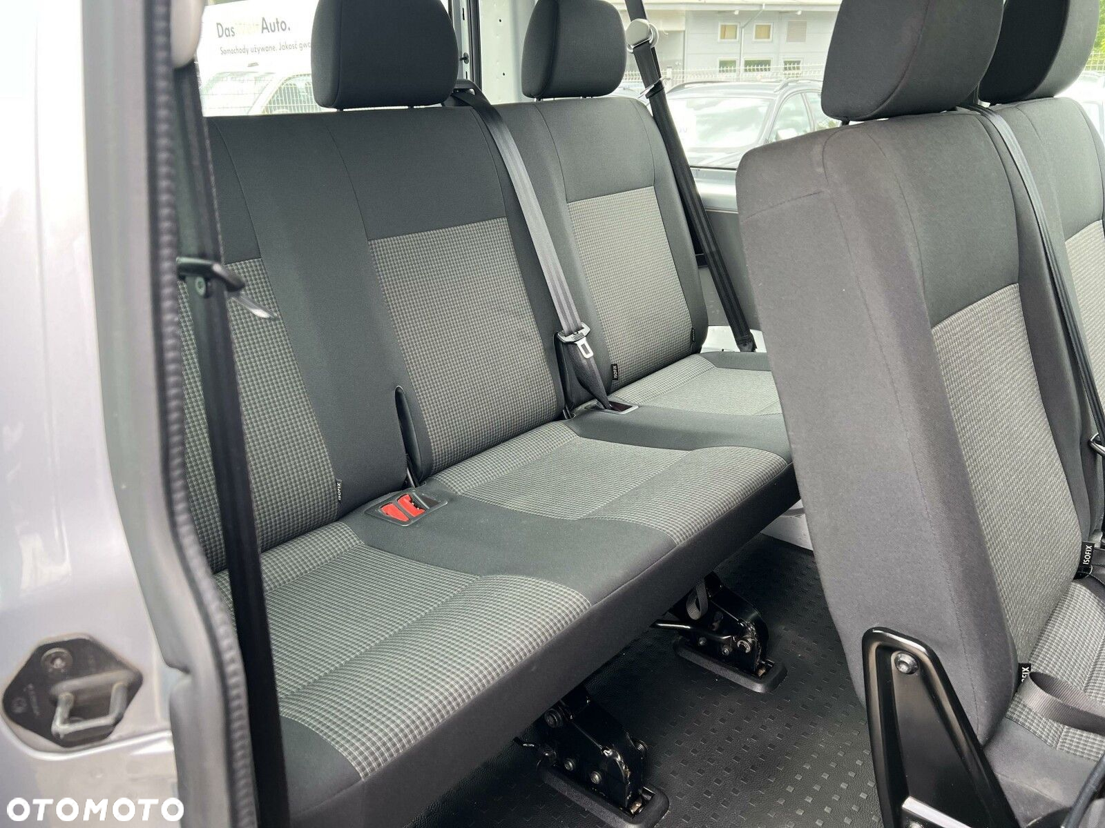 Volkswagen Transporter - 11