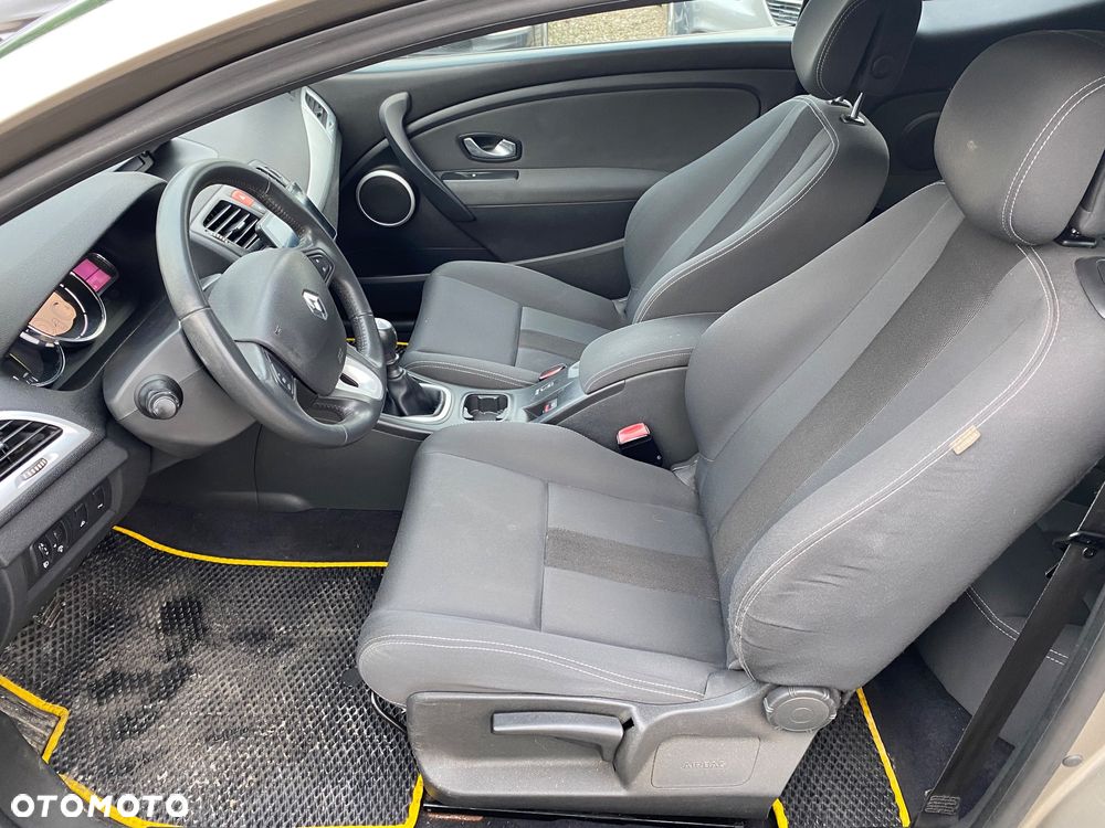 Renault Megane 1.6 16V Dynamique Euro5 - 21