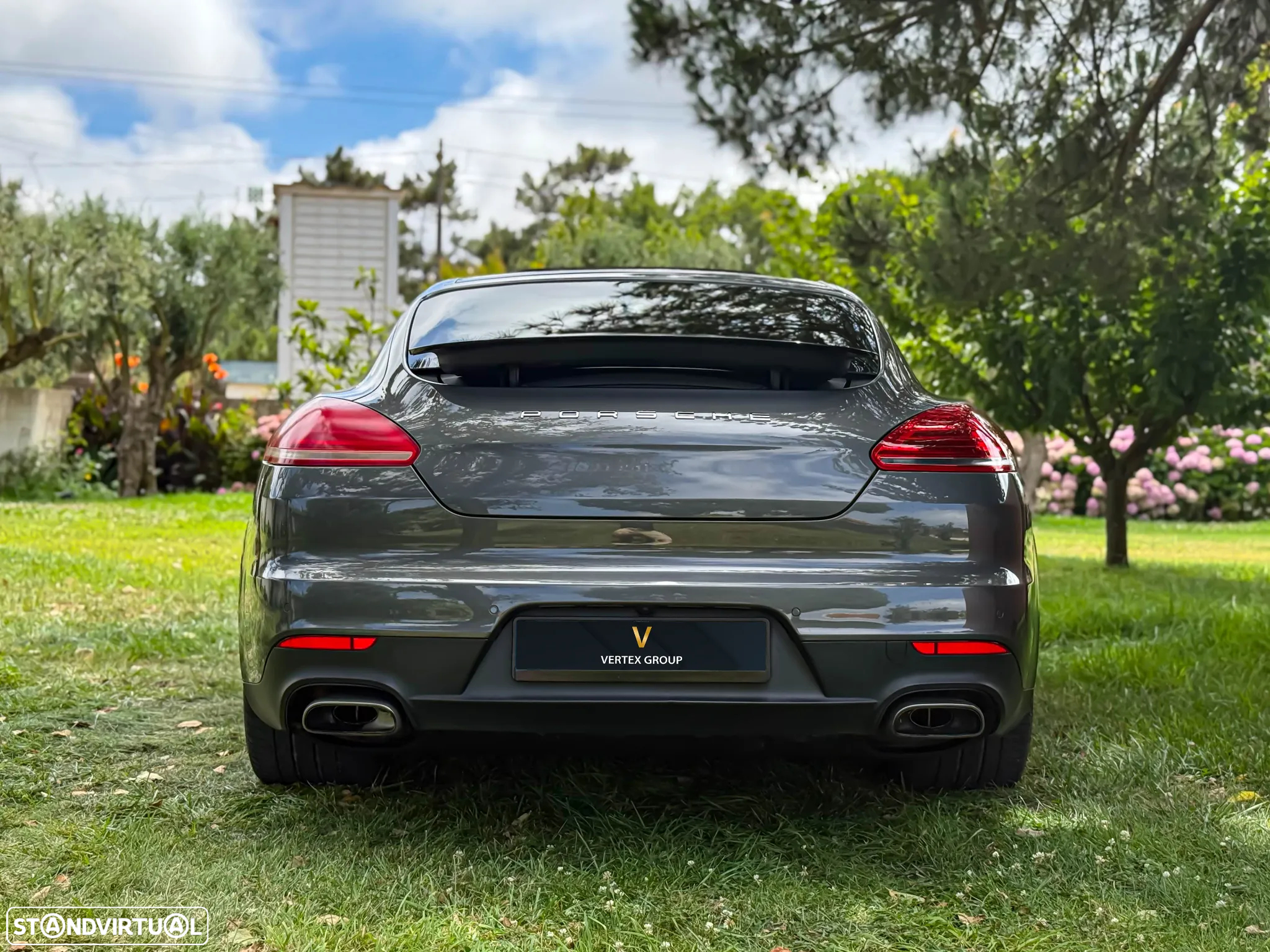 Porsche Panamera Standard - 10
