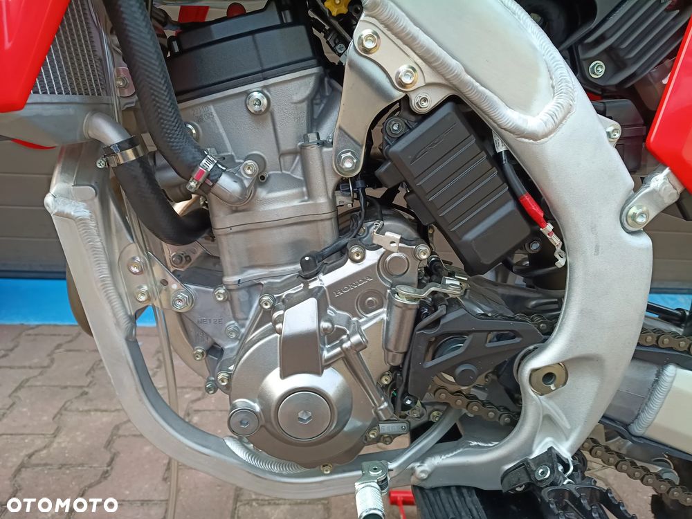 Honda CRF - 2