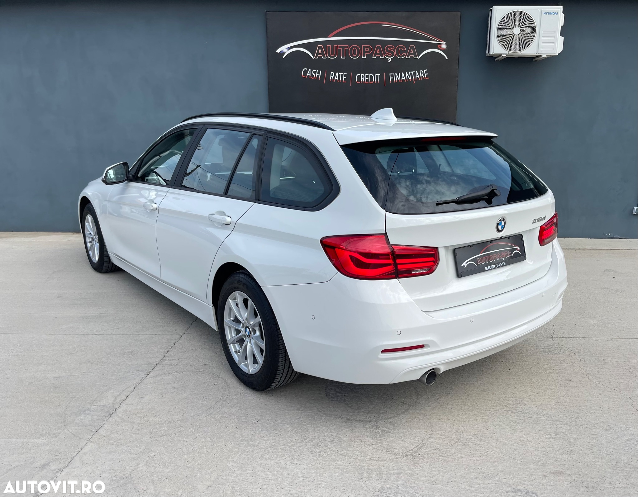 BMW Seria 3 318d Touring Aut. Advantage - 14