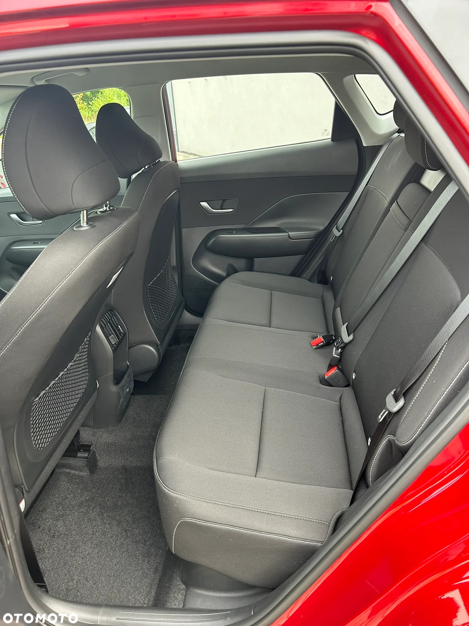 Hyundai Kona - 4