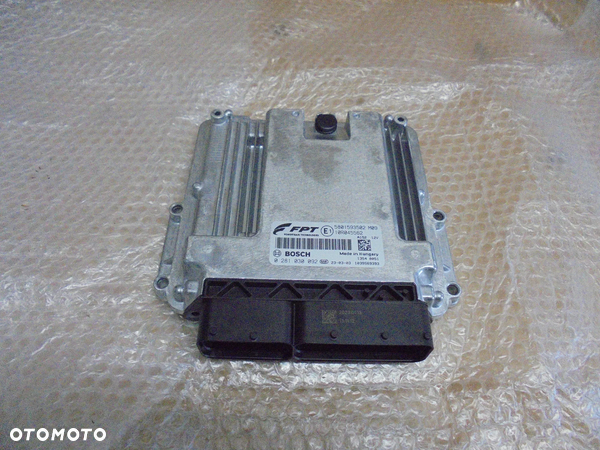 Sterownik silnika IVECO DAILY 3.0 2014- OE 5801593502 Bosch 0281030092