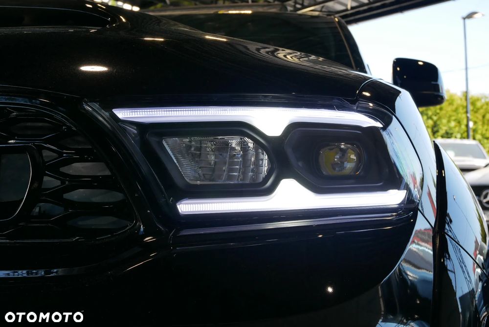 Dodge Durango 5.7 R/T - 34