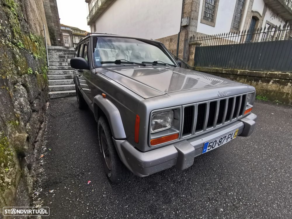 Jeep Cherokee 2.5 TD Classic - 3