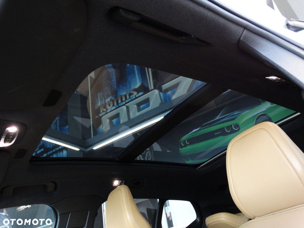 Volvo XC 40 - 24