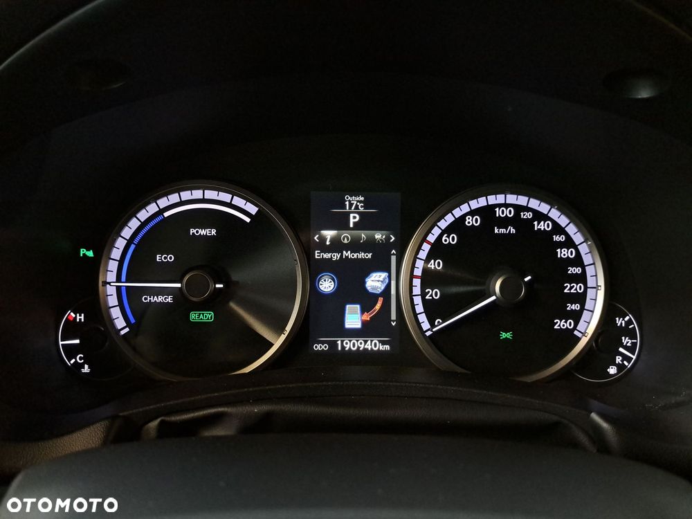 Lexus NX 300h F Sport AWD - 21