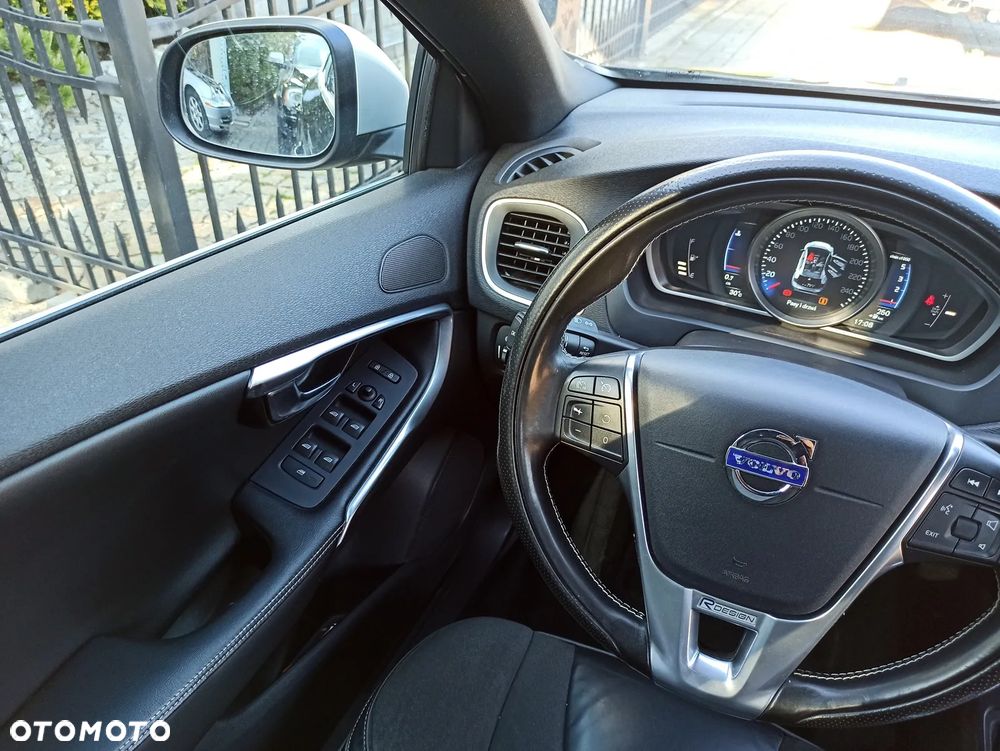 Volvo S60 D2 - 14