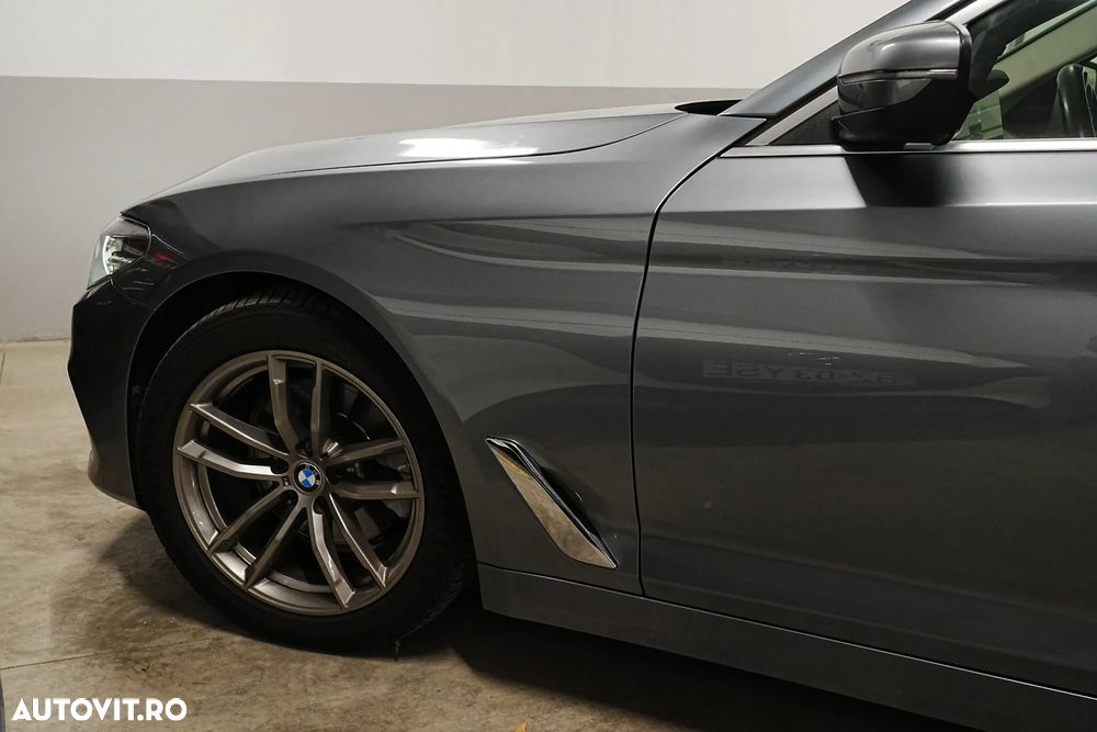 BMW Seria 5 520d AT - 15