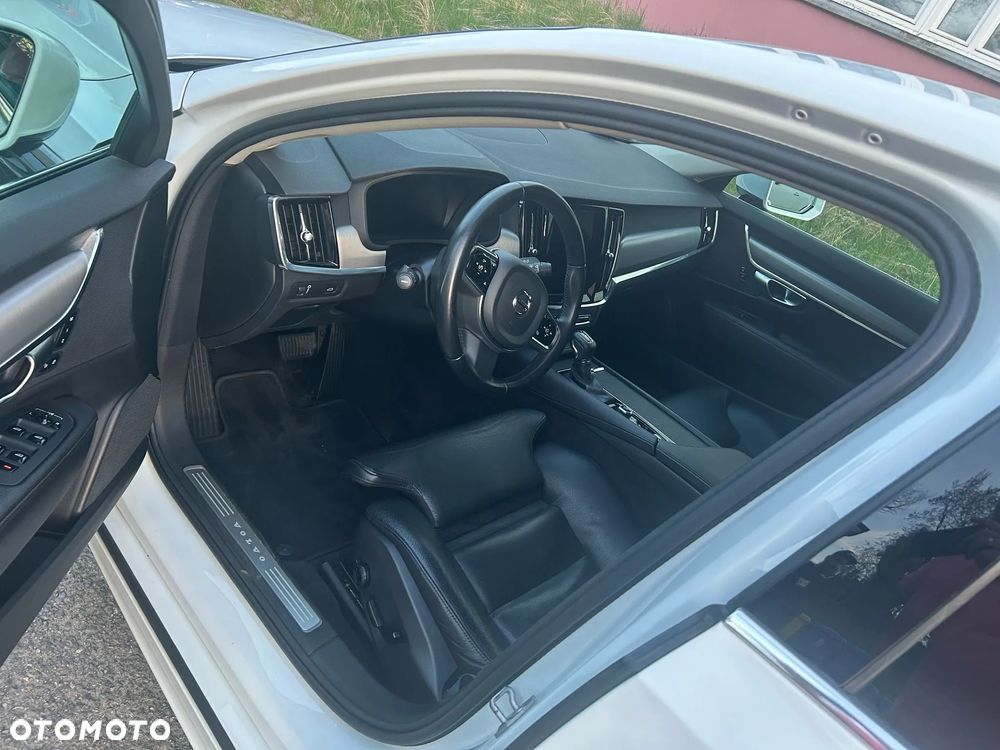 Volvo S90 D4 SCR Momentum Pro - 8