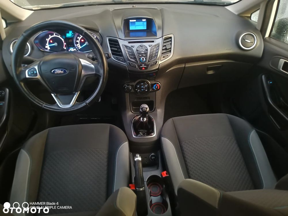 Ford Fiesta 1.25 SYNC Edition - 19