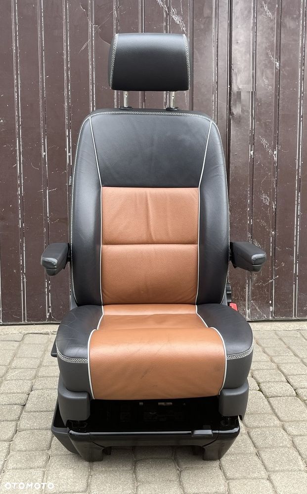 FOTEL LEWY KIEROWCY PRAWY PASAŻERA JEDYNKA PRZÓD PRZEDNI SKÓRA ANTRACYT TEAK VW T5 LIFT T6 CARAVELLE MULTIVAN PAN AMERICANA TRANSPORTER EU - 13