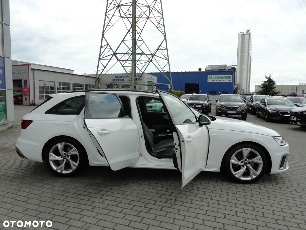 Audi A4 Avant 35 TDI mHEV S Line S tronic - 12