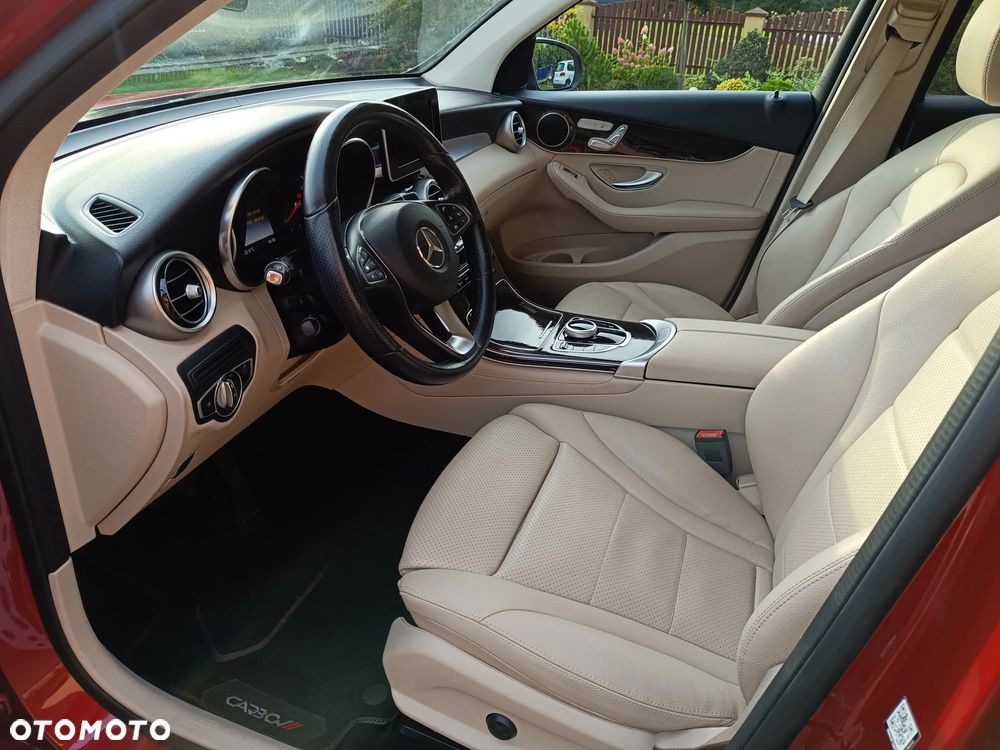 Mercedes-Benz GLC - 8